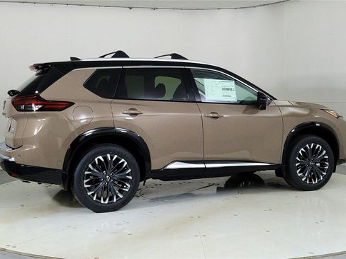 New 2025 Nissan Rogue Platinum w/ Platinum Premium Package image 7