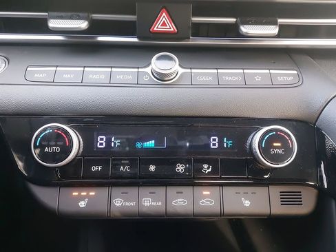 New 2025 Hyundai Elantra SEL w/ Cargo Package image 23