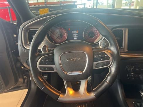 Used 2022 Dodge Charger SRT Hellcat w/ Harman/Kardon Audio Group RWD image 9