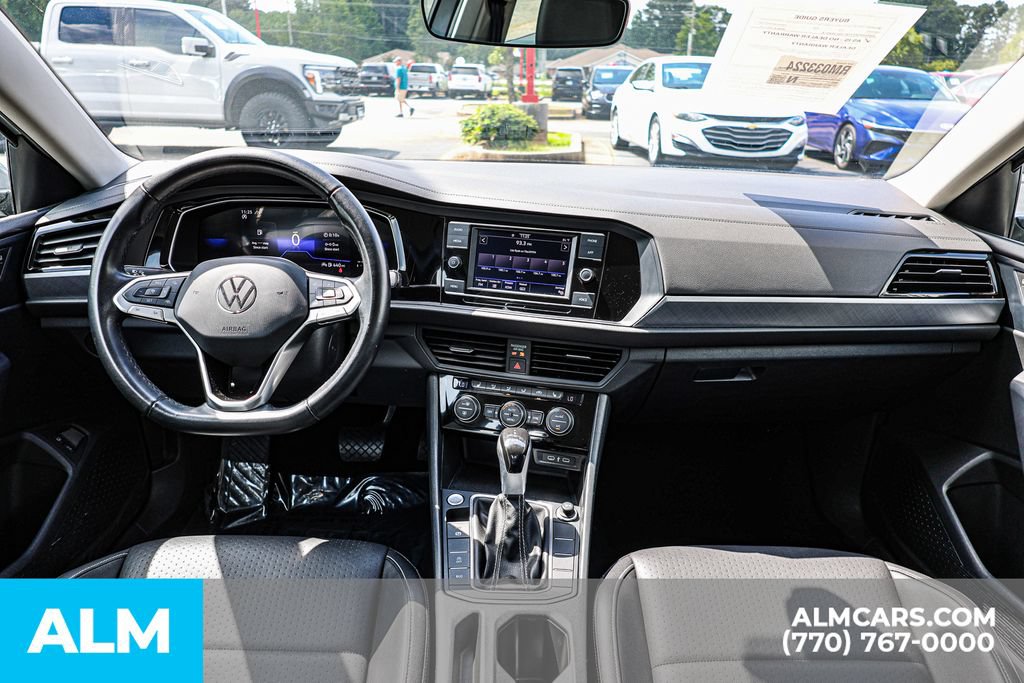 Used 2024 Volkswagen Jetta SE FWD image 27