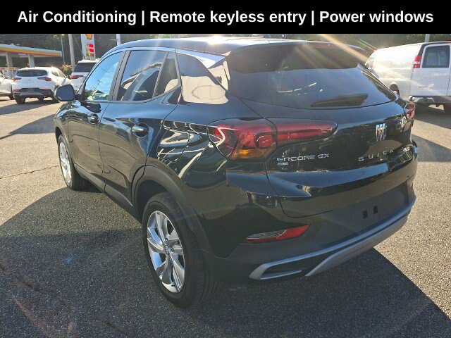 Used 2024 Buick Encore GX Preferred AWD/4WD image 7