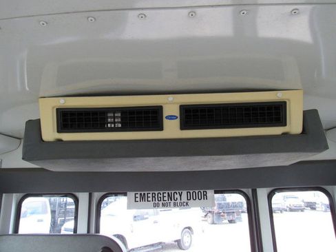 Used 2007 Chevrolet Express 3500 w/ School Bus Package image 20