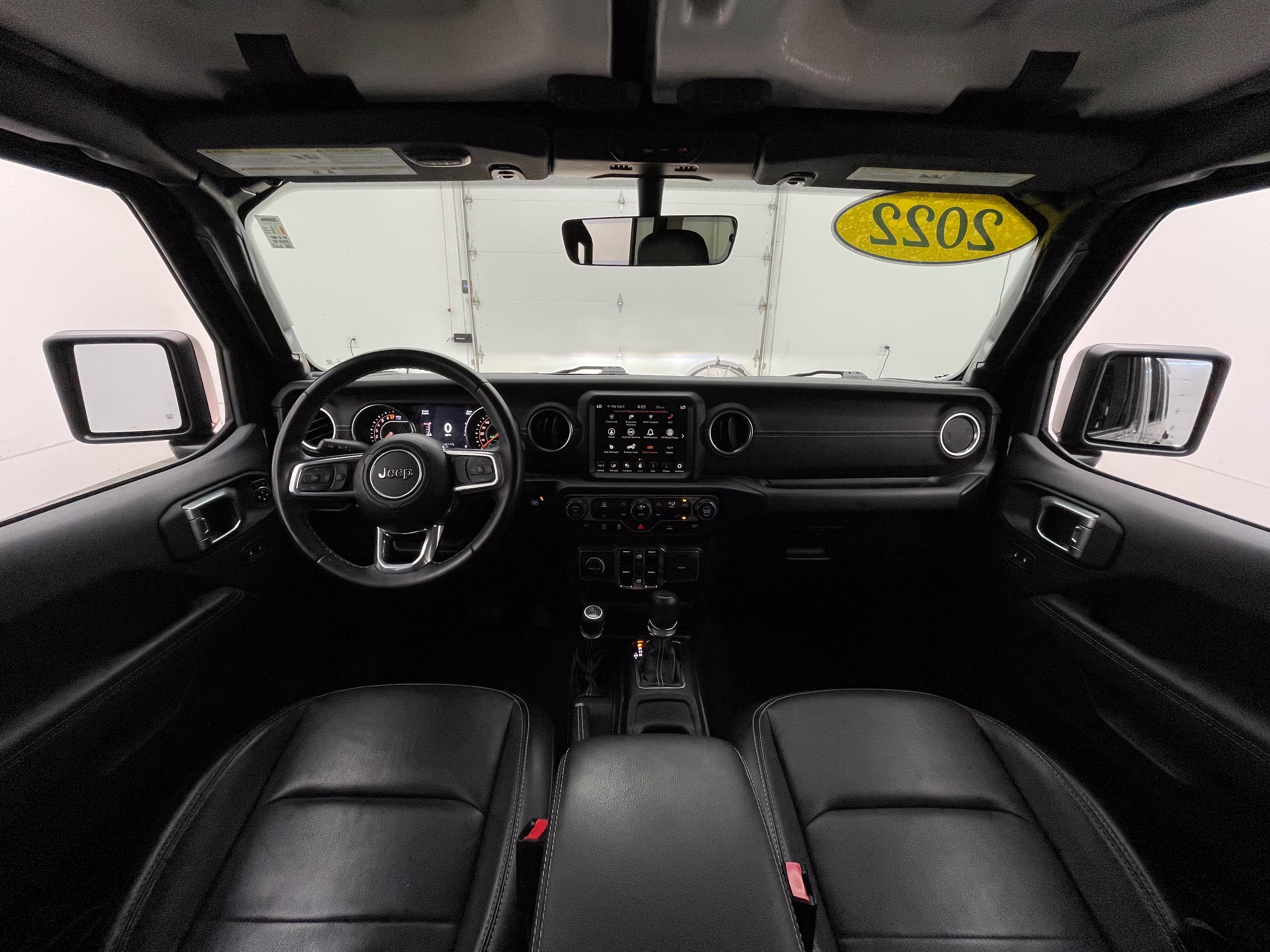 Used 2022 Jeep Wrangler Unlimited Sahara w/ LED Lighting Group AWD/4WD image 3