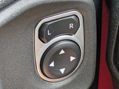Certified 2020 Jeep Gladiator Rubicon AWD/4WD image 23