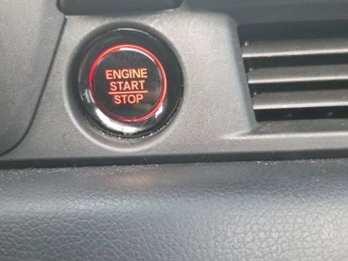 Used 2025 Honda Pilot Touring image 36