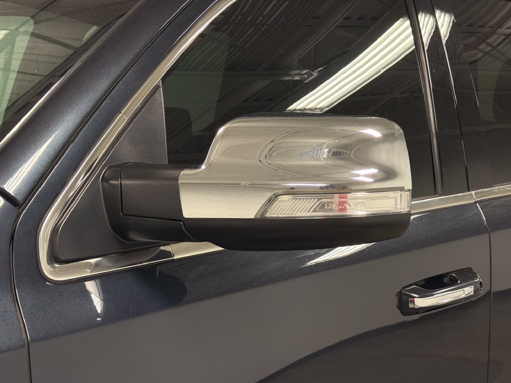 Used 2021 RAM 1500 Longhorn AWD/4WD image 13