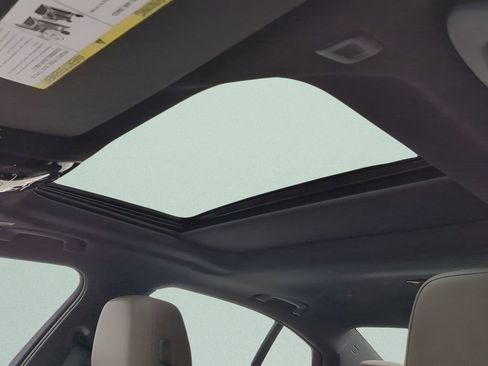 New 2025 BMW 530i w/ Premium Package image 20