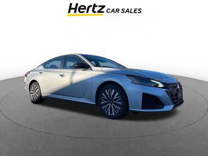 Used 2024 Nissan Altima 2.5 SV