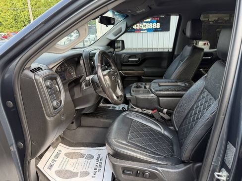 Used 2019 Chevrolet Silverado 1500 RST AWD/4WD image 7