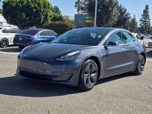 Used 2020 Tesla Model 3 Standard Range Plus RWD image 10