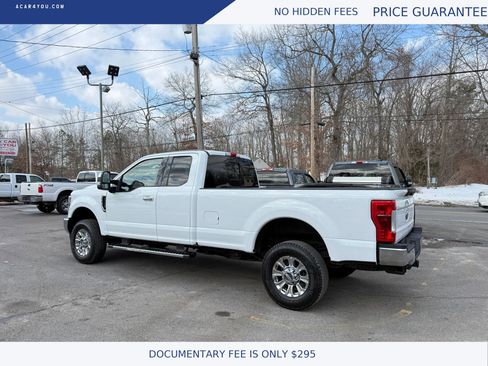 Used 2019 Ford F350 XLT w/ XLT Premium Package image 3