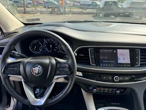 Used 2023 Buick Enclave Avenir AWD/4WD image 14