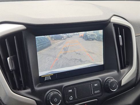 Used 2021 GMC Terrain SLT image 24