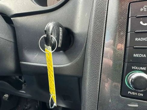 Used 2013 Dodge Challenger SXT Plus image 29