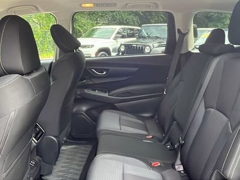 Certified 2023 Subaru Ascent Premium w/ Convenience Package AWD/4WD image 19