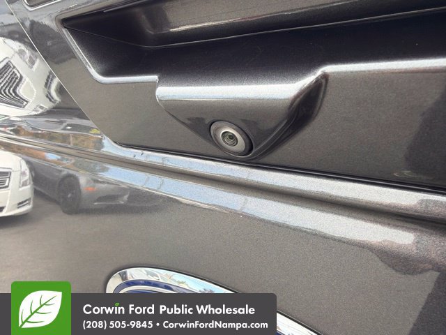 Used 2018 Ford F150 Lariat w/ Equipment Group 502A Luxury AWD/4WD image 11