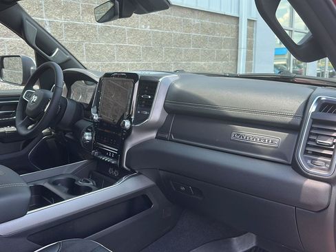 Used 2026 RAM 1500 Laramie w/ Chrome Appearance Group AWD/4WD image 5