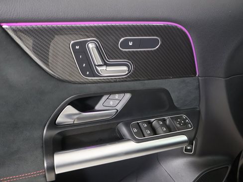 Used 2023 Mercedes-Benz GLA 35 AMG 4MATIC image 19