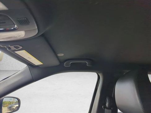 Used 2024 Jeep Compass Trailhawk AWD/4WD image 15