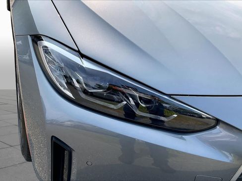 Used 2024 BMW i4 eDrive40 w/ Premium Package RWD image 26