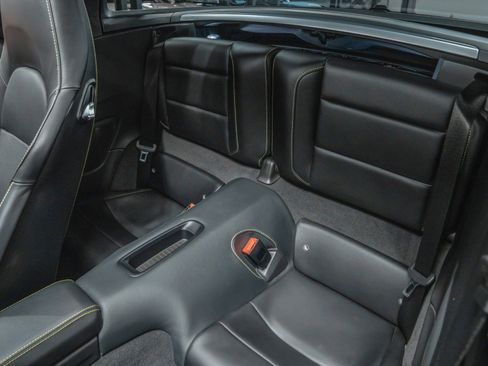 Used 2018 Porsche 911 Targa 4 GTS image 15