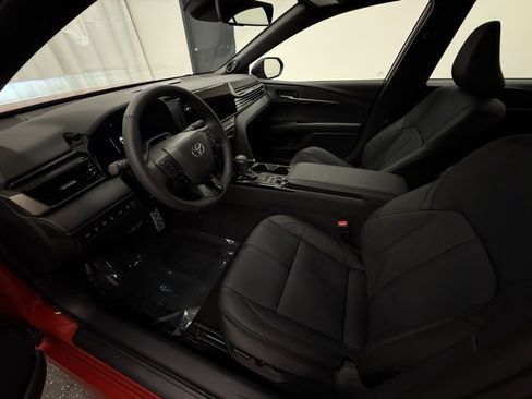 Used 2026 Toyota Camry XSE image 11