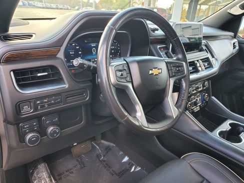 Used 2022 Chevrolet Tahoe Premier AWD/4WD image 13