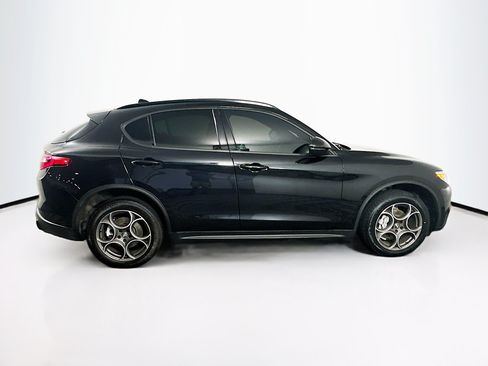 Used 2023 Alfa Romeo Stelvio Sprint RWD image 10