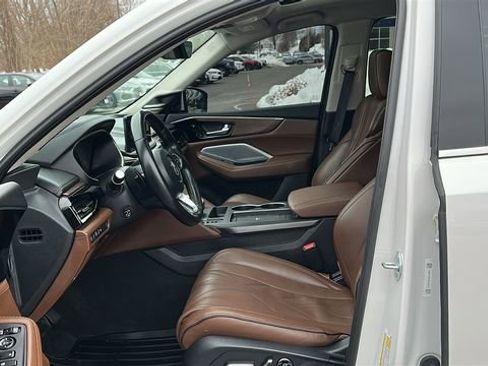 Certified 2025 Acura MDX w/ Advance Package image 9