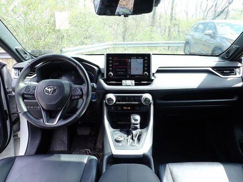 Certified 2020 Toyota RAV4 XSE image 12