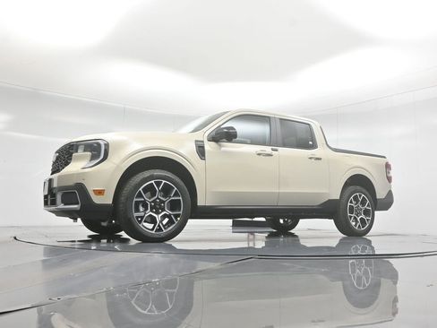 New 2025 Ford Maverick Lariat w/ 4K Tow Package image 50