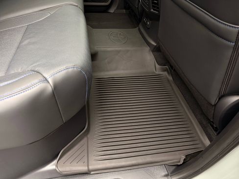 Used 2025 Toyota Tundra Platinum image 36