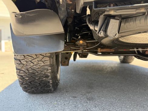 Used 2006 Lexus LX 470 4WD image 37
