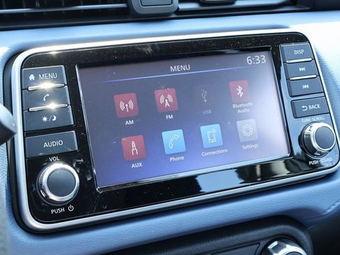 New 2025 Nissan Versa SV w/ Trunk Package image 3