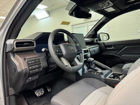 Used 2024 Toyota Tacoma TRD Sport w/ TRD Sport Upgrade Package AWD/4WD image 16