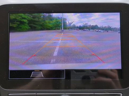 Used 2025 Chevrolet Malibu LT image 19