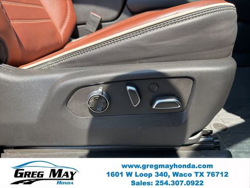 Used 2023 GMC Yukon XL Denali Ultimate AWD/4WD image 37