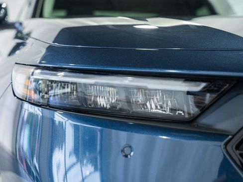 Used 2025 Honda Accord Touring image 12