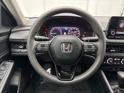 Used 2023 Honda Accord EX image 22