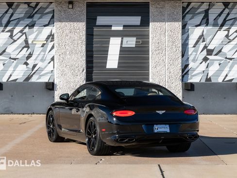 Used 2023 Bentley Continental GT V8 image 11