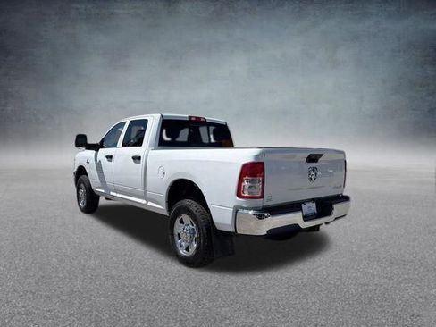 Used 2024 RAM 2500 Tradesman w/ Chrome Appearance Group AWD/4WD image 11