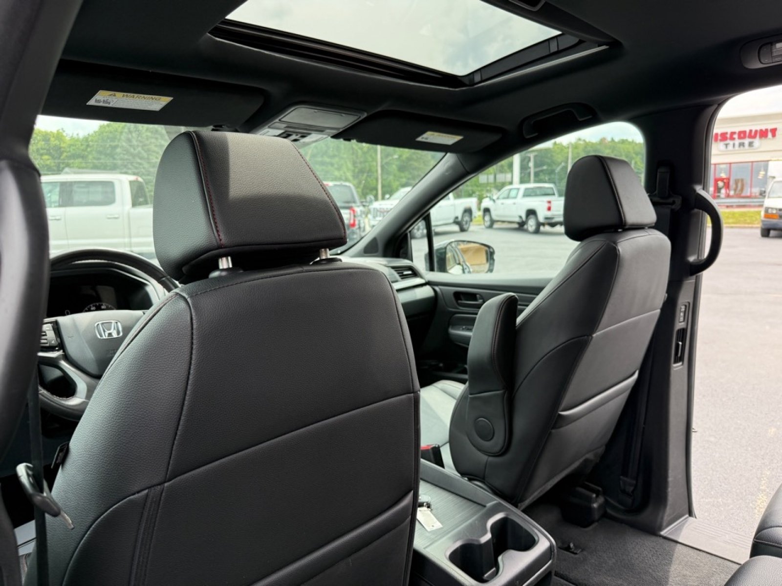 Used 2025 Honda Odyssey Sport-L image 31
