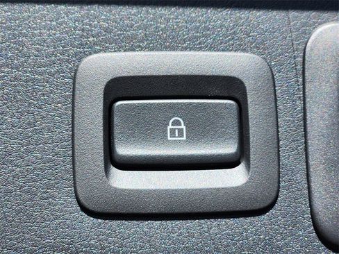 Used 2023 MAZDA CX-30 AWD 2.5 S w/ Preferred Package image 23