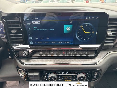 Used 2024 Chevrolet Silverado 2500 ZR2 w/ Technology Package image 13