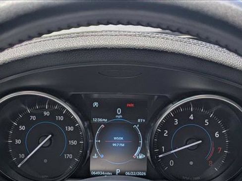 Used 2020 Jaguar XF Premium RWD image 11