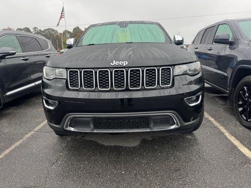 Used 2020 Jeep Grand Cherokee Limited w/ Luxury Group II image 2