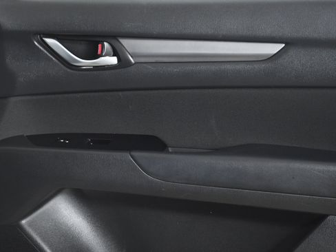 Used 2017 MAZDA CX-5 Sport image 28