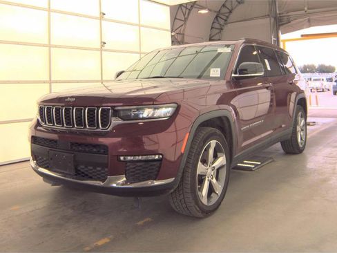 Used 2021 Jeep Grand Cherokee L Limited w/ Trailer Tow Group (B) AWD/4WD image 3