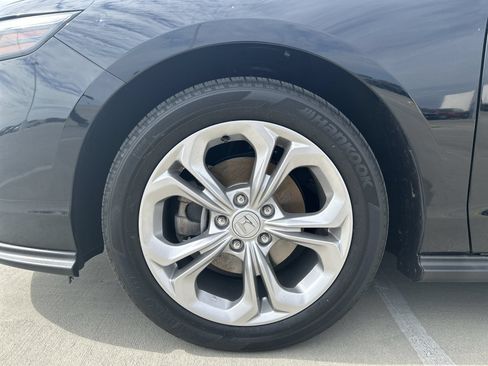 Used 2023 Honda Accord LX image 18