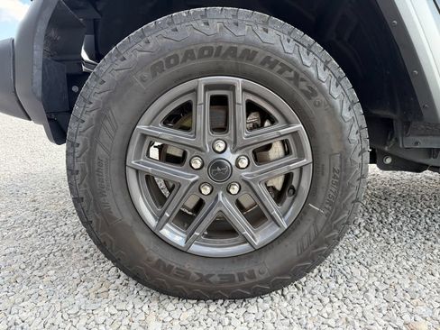 Used 2025 Jeep Wrangler Unlimited Sport AWD/4WD image 24